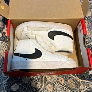 Nike Sneakers 8